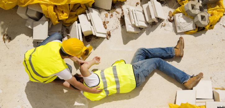 Los riesgos laborales de la caída de objetos en el sector laboral de la construcción